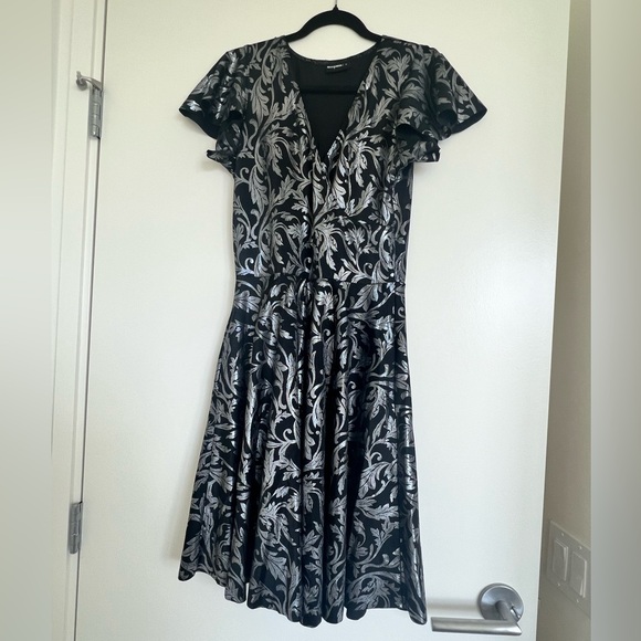 Blackmilk Filligree Wrap Longline Dress *Limited* Size Medium - Picture 2 of 3